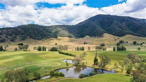 Property auctions results in Victoria .